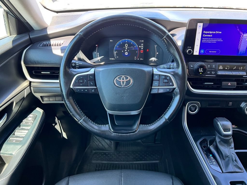Used 2024 Toyota Grand Highlander AWD image 12