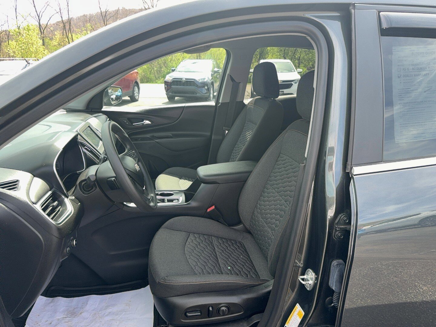 Used 2021 Chevrolet Equinox LT AWD/4WD image 11