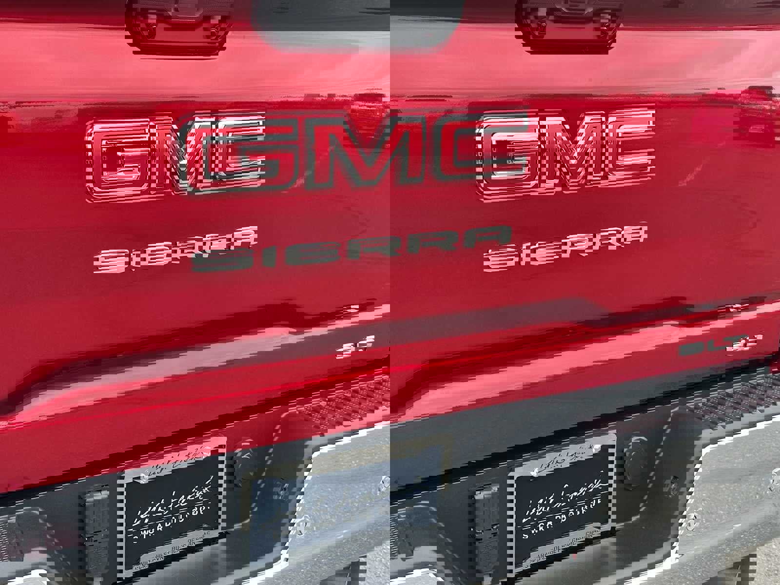 New 2026 GMC Sierra 2500 SLT w/ SLT Convenience Package image 13