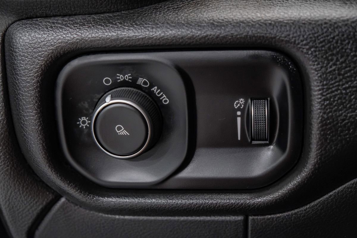 Used 2024 RAM 2500 Tradesman w/ Snow Chief Group image 28