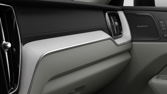 New 2027 Volvo XC60 B5 Ultra AWD/4WD image 11