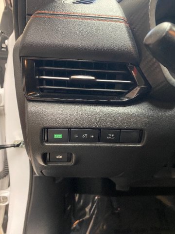 Used 2024 Nissan Sentra SR FWD image 15