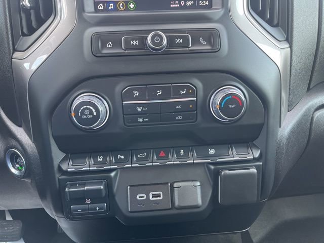 Used 2024 Chevrolet Silverado 2500 Custom w/ Custom Value Package image 31