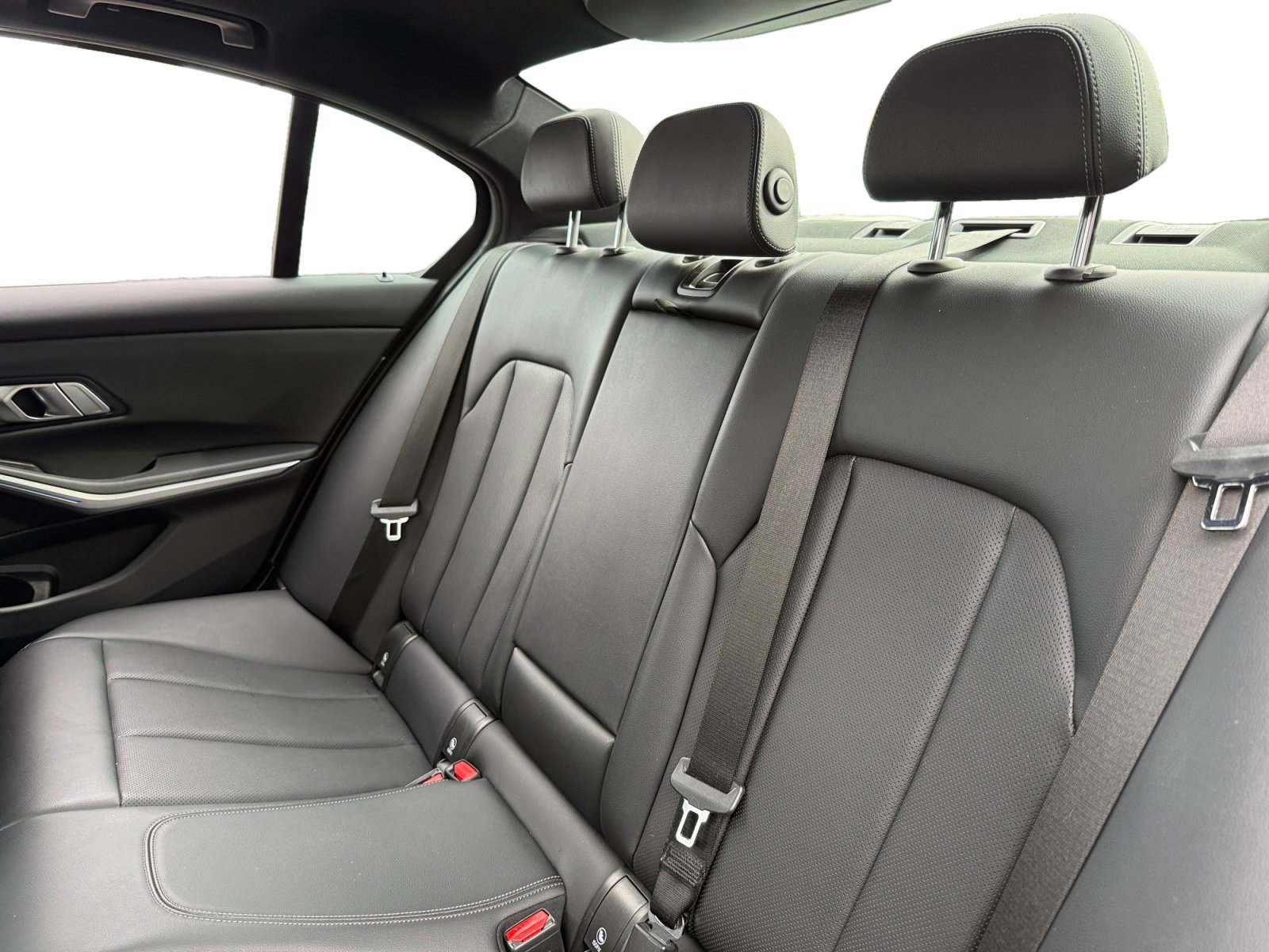 Used 2023 BMW 330e w/ Premium Package image 13