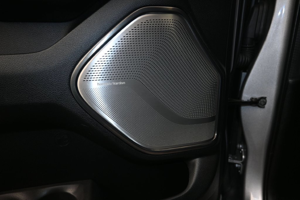 Used 2019 RAM 1500 Limited AWD/4WD image 12
