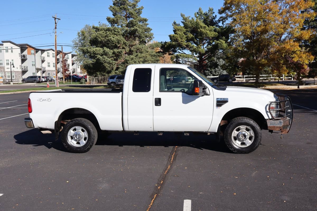 Used 2010 Ford F250 XLT image 3