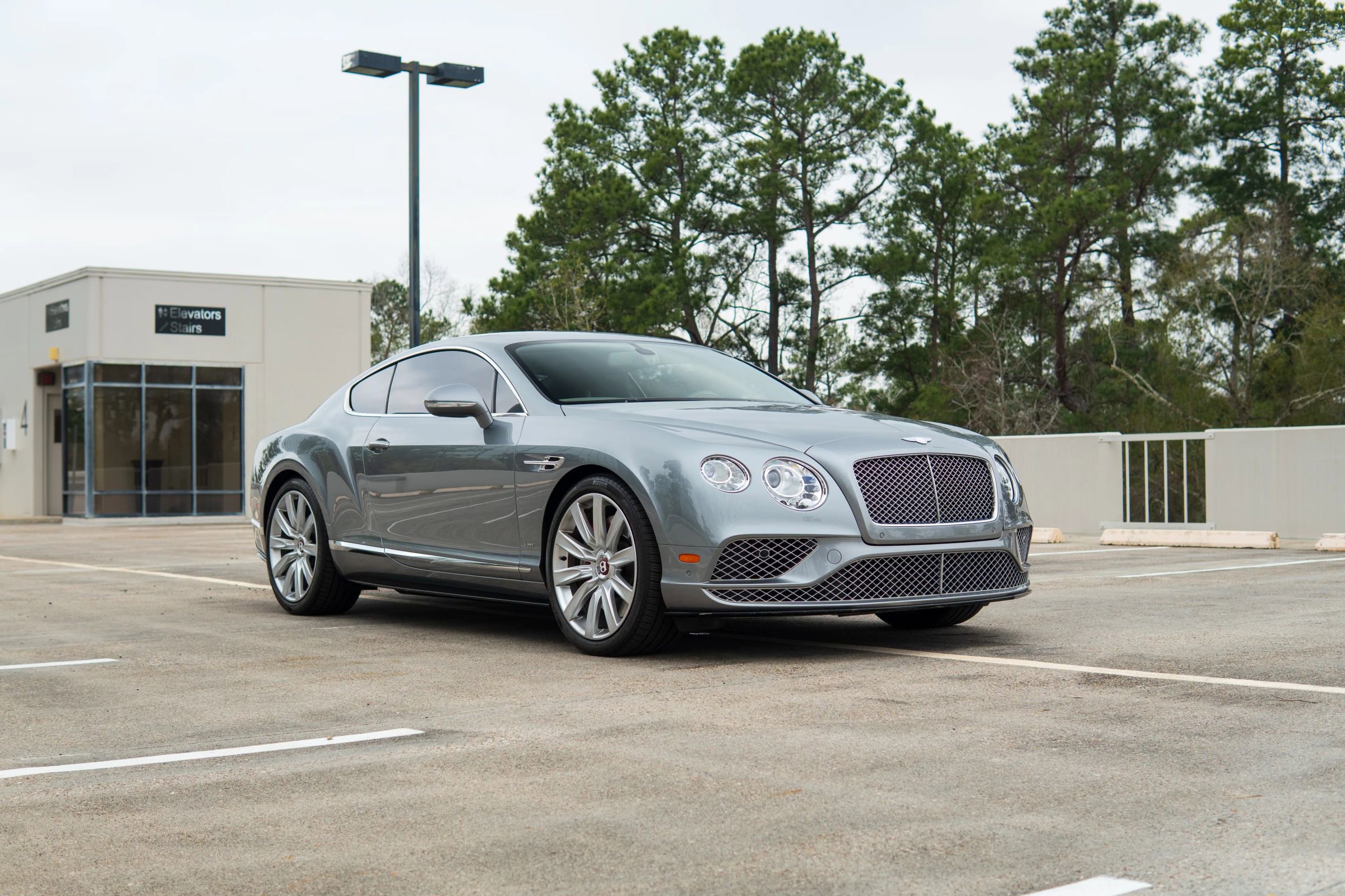 Used 2017 Bentley Continental GT V8 S image 13
