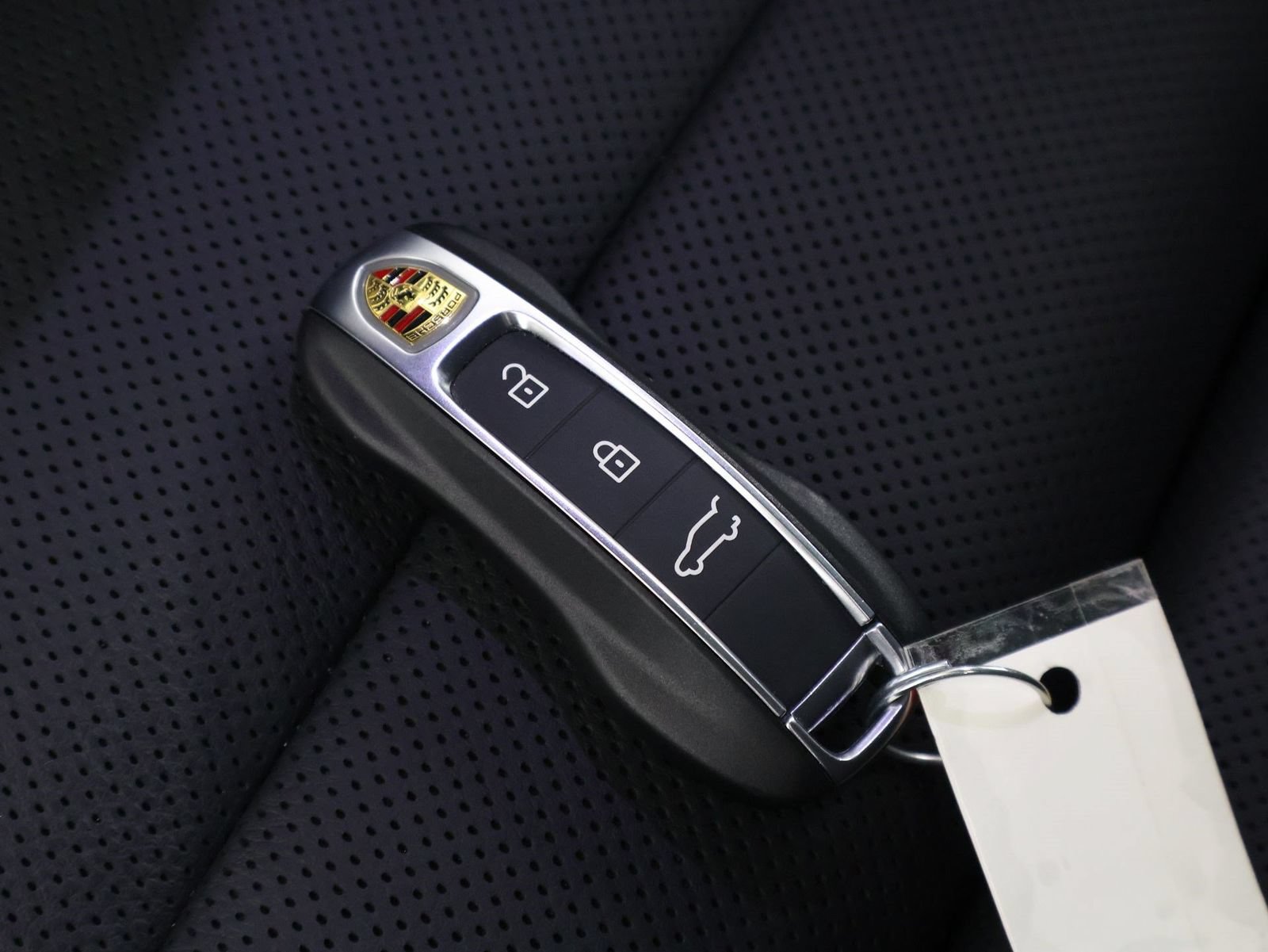 Certified 2024 Porsche Cayenne S AWD/4WD image 34
