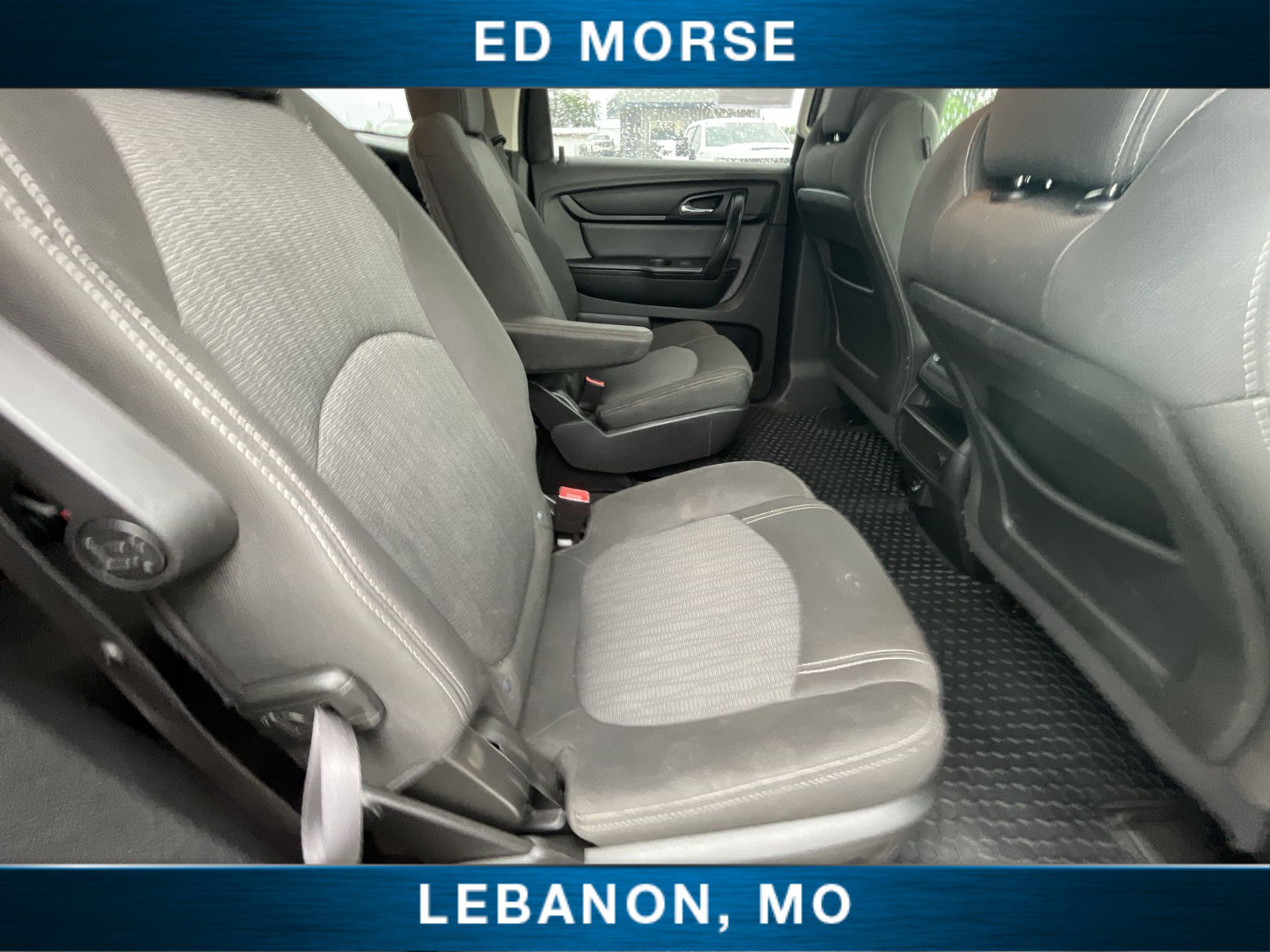 Used 2017 Chevrolet Traverse LT w/ Style and Technology Package FWD image 23
