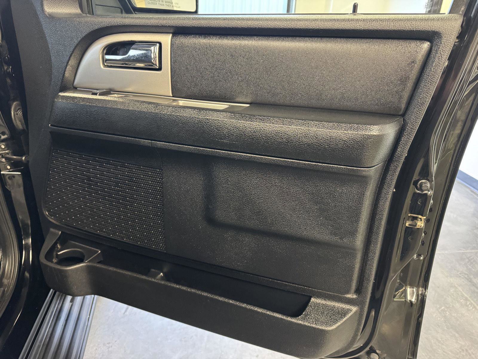 Used 2017 Ford Expedition EL XLT image 24