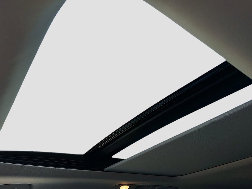 Used 2022 INFINITI QX60 Luxe w/ Performance Audio Package image 12