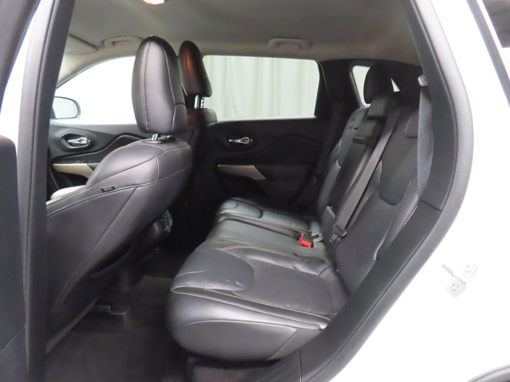 Used 2018 Jeep Cherokee Limited w/ High Altitude Package image 13