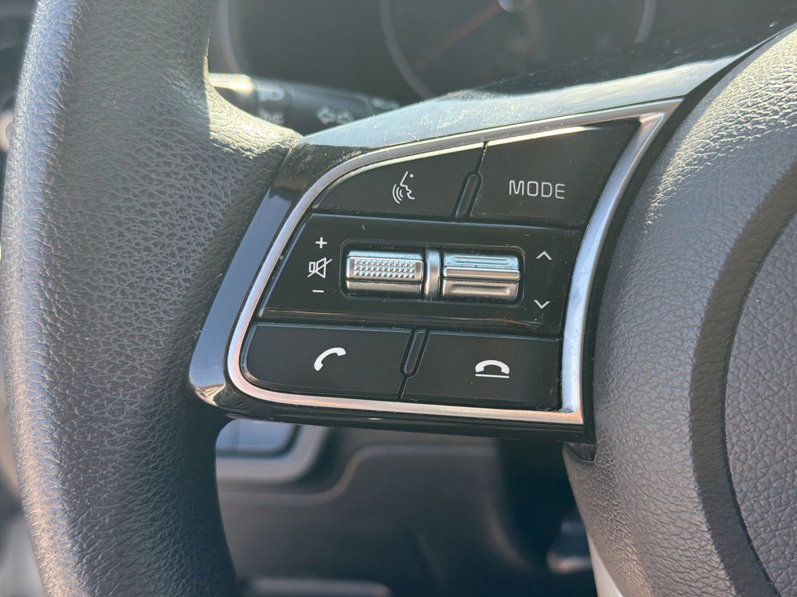 Used 2019 Kia Forte LXS image 25