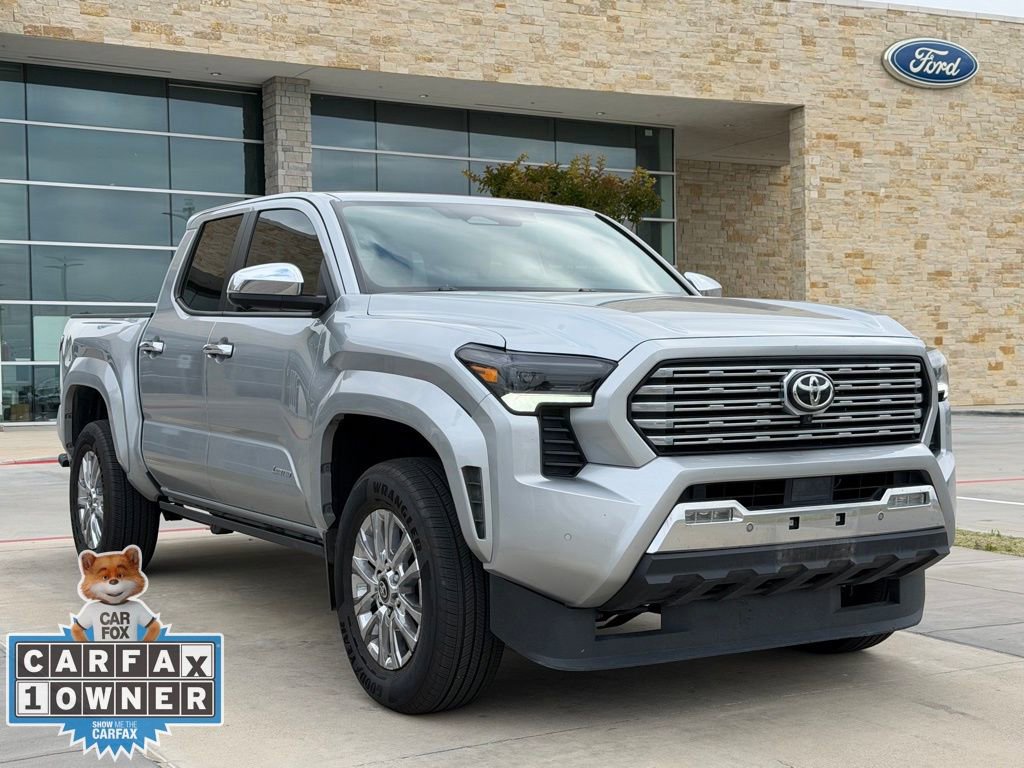 Used 2025 Toyota Tacoma Limited AWD/4WD image 20