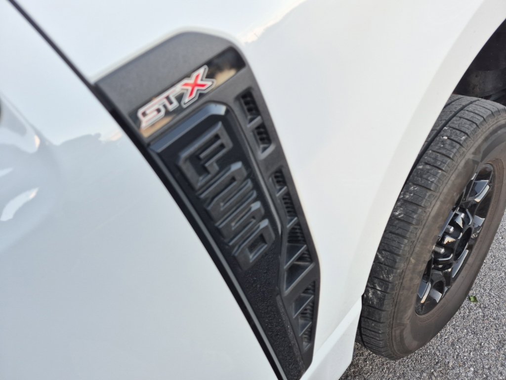 Used 2024 Ford F250 XL w/ STX Appearance Package AWD/4WD image 24