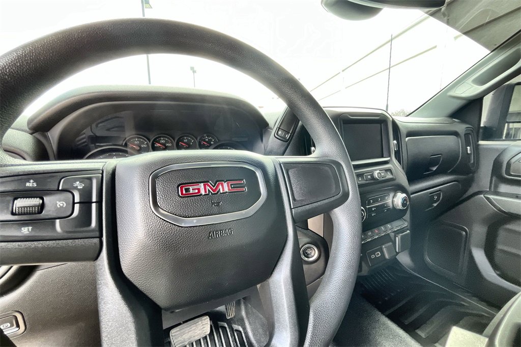 Used 2024 GMC Sierra 2500 Pro w/ Convenience Package image 24