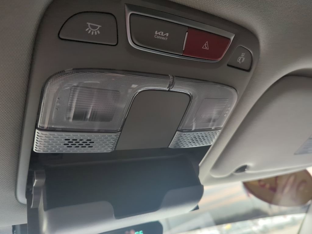 Used 2023 Kia Telluride S image 55