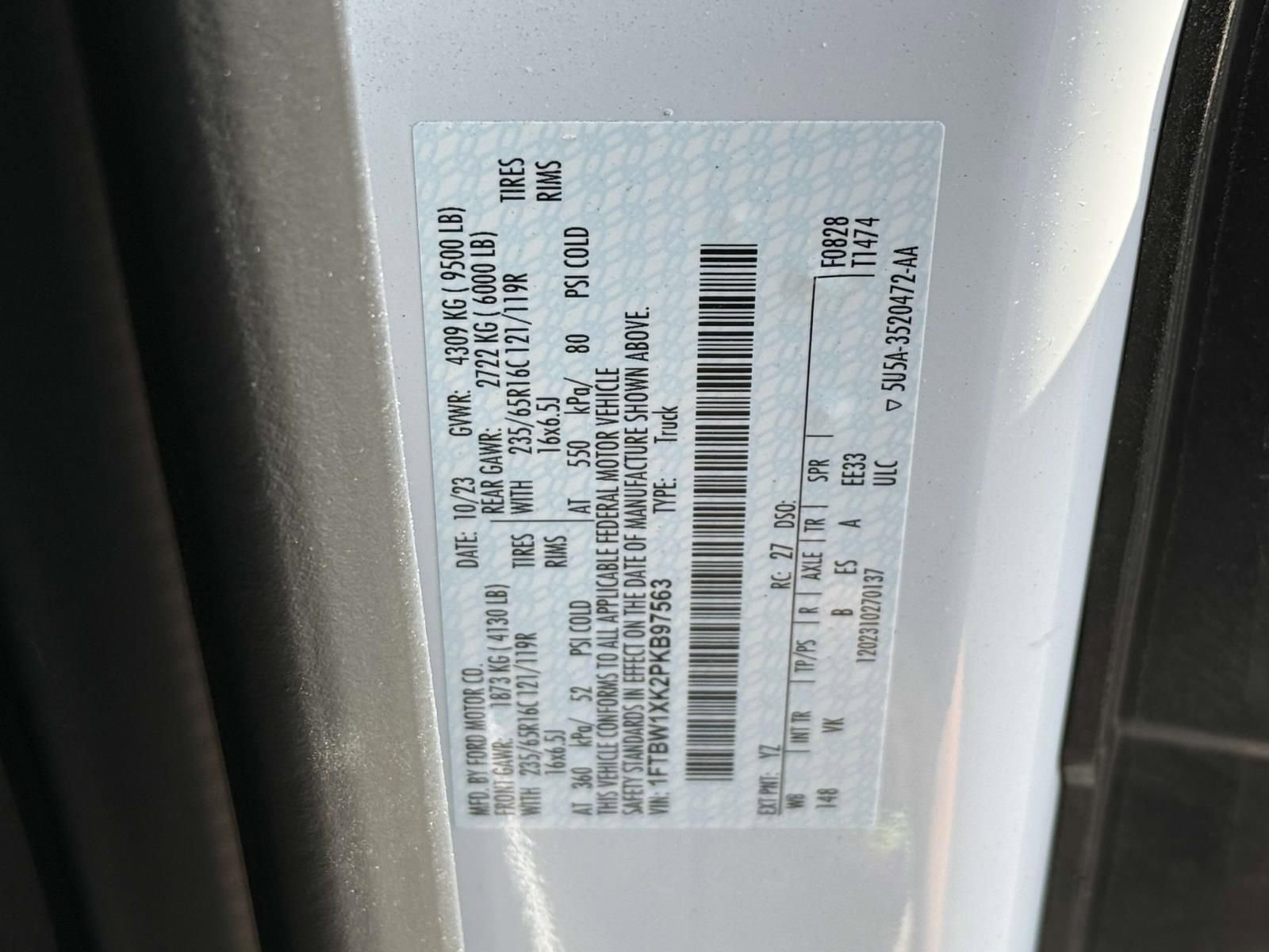 New 2023 Ford E-Transit 148 High Roof w/ Load Area Protection Package image 20