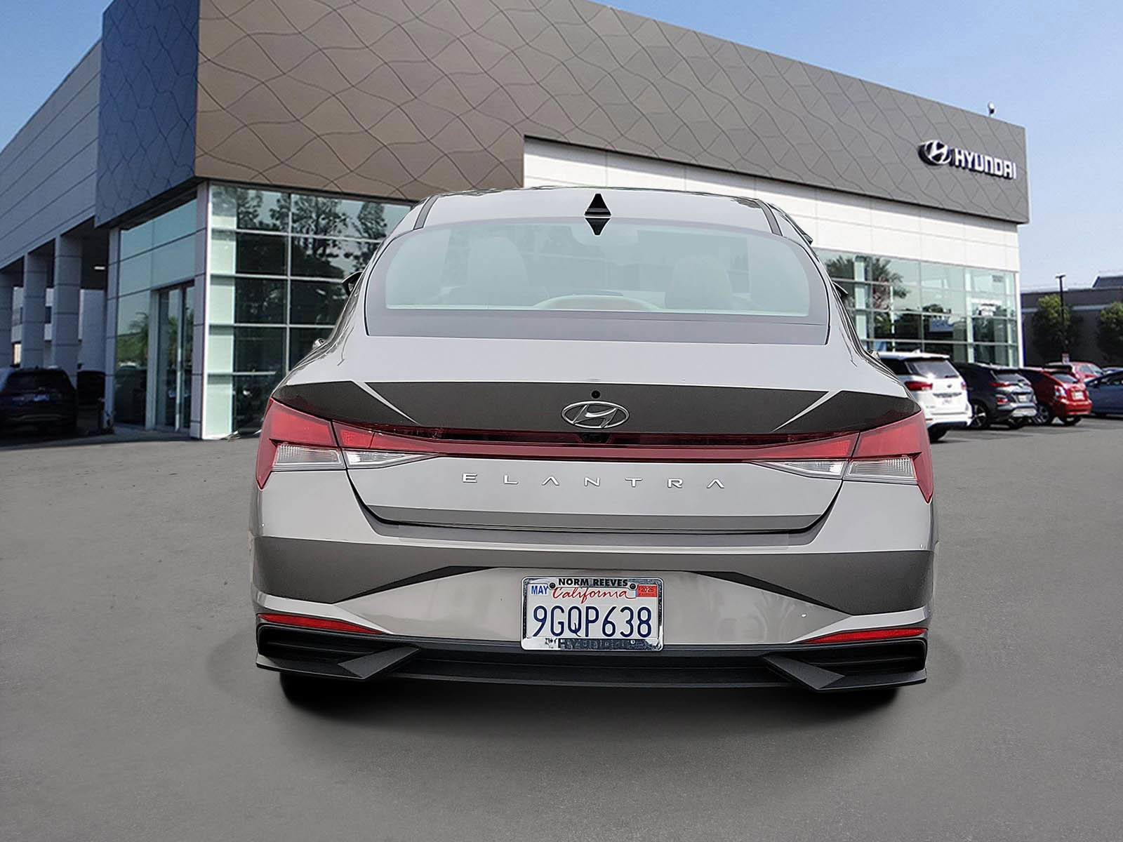 Certified 2023 Hyundai Elantra SEL FWD image 4