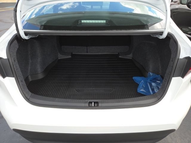 Used 2026 Toyota Corolla LE FWD image 24