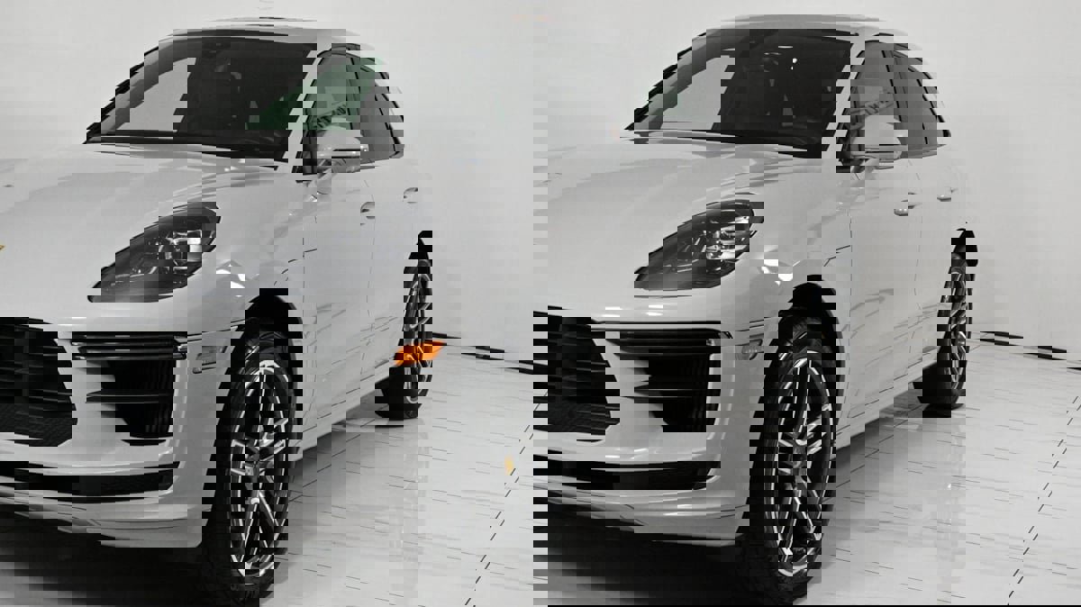 Used 2021 Porsche Macan Turbo w/ Premium Package Plus (PF0) image 47