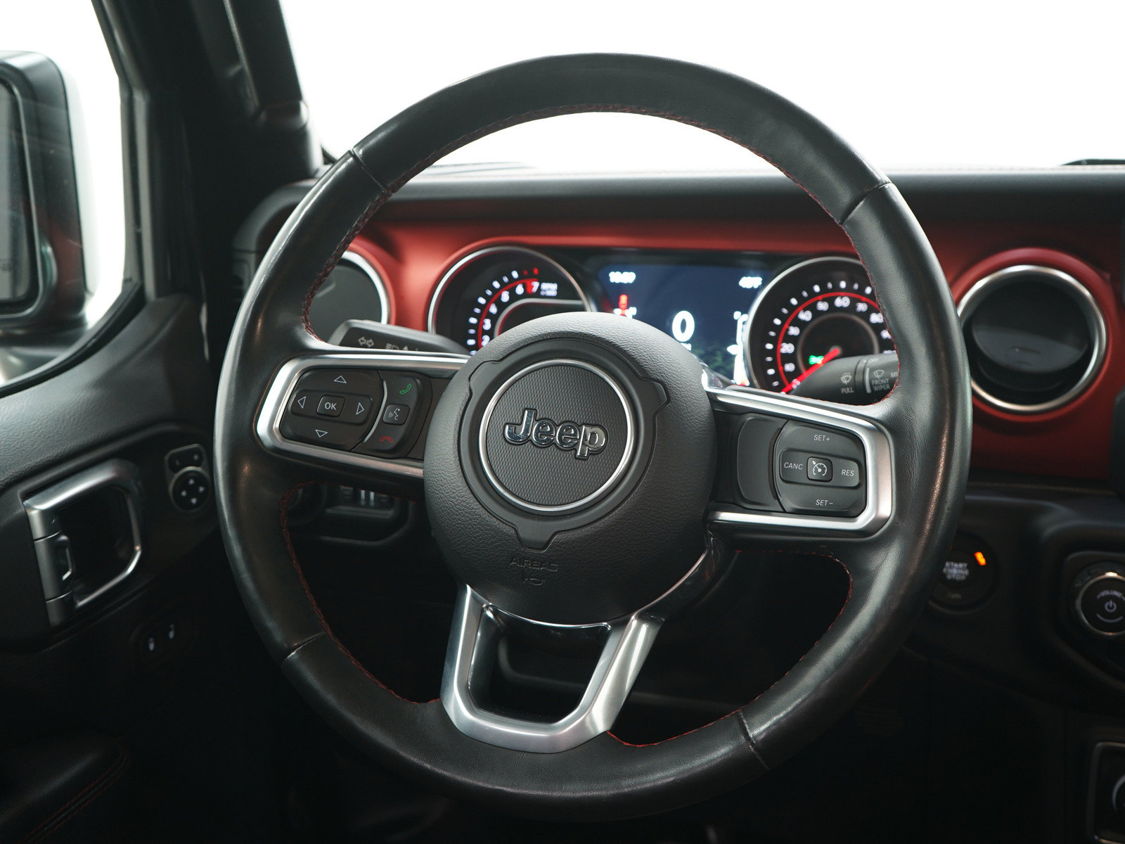 Used 2020 Jeep Gladiator Rubicon w/ Dual Top Group AWD/4WD image 18