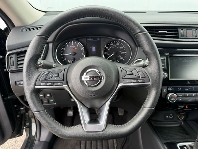 Used 2020 Nissan Rogue SV image 18