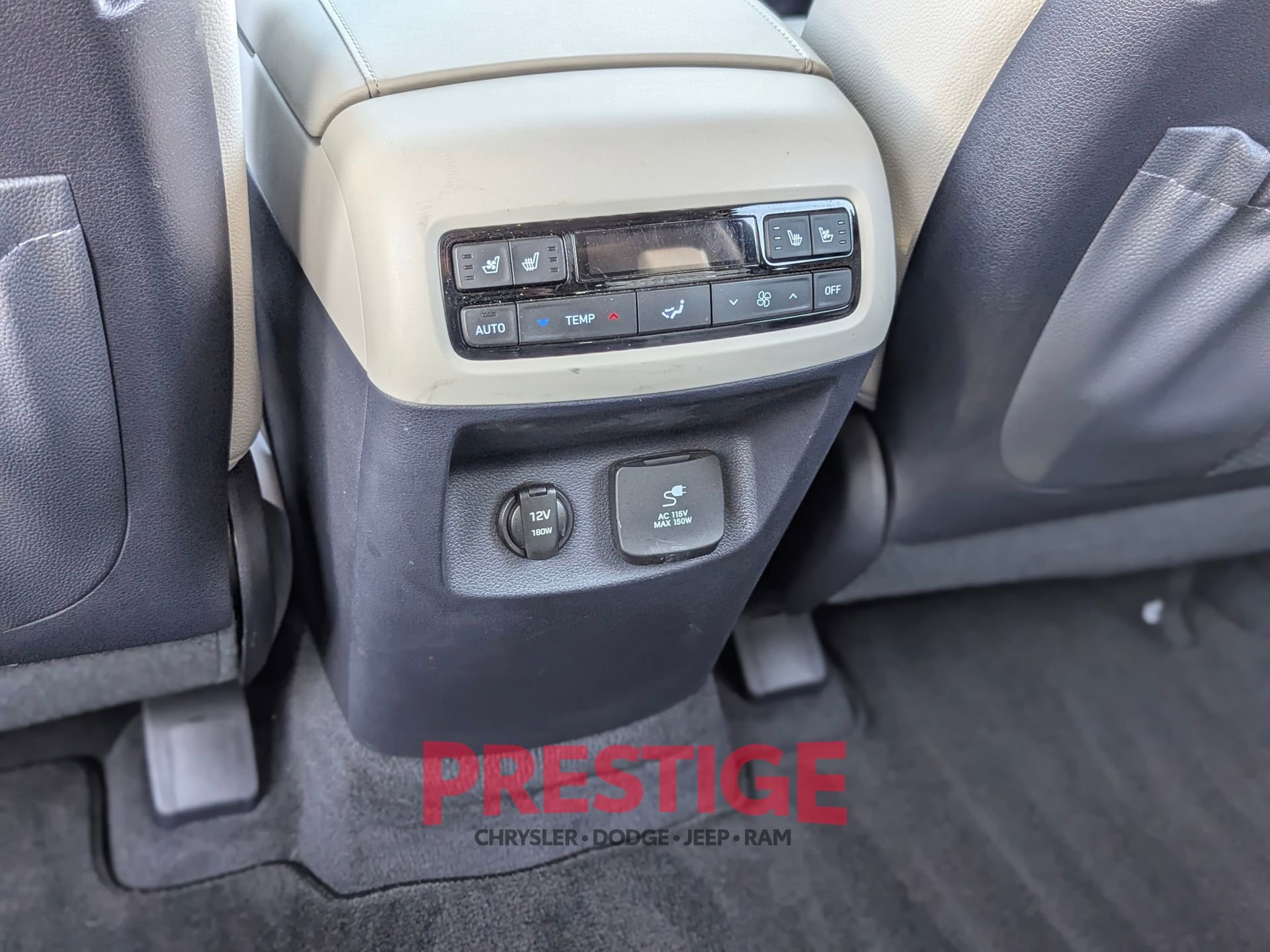 Used 2023 Hyundai Palisade Limited image 29