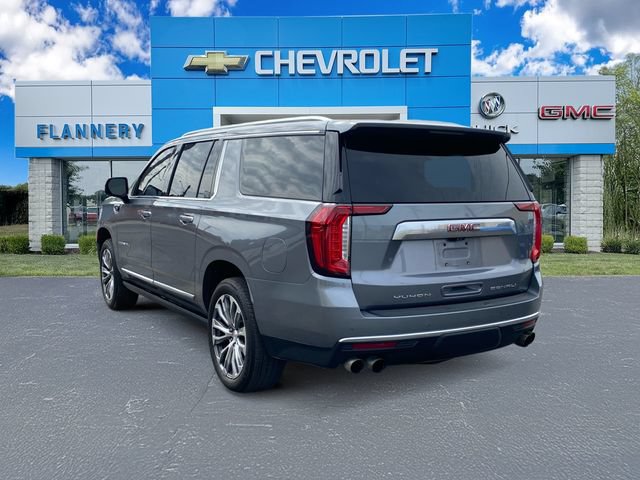 Used 2021 GMC Yukon XL Denali w/ Denali Premium Package AWD/4WD image 3