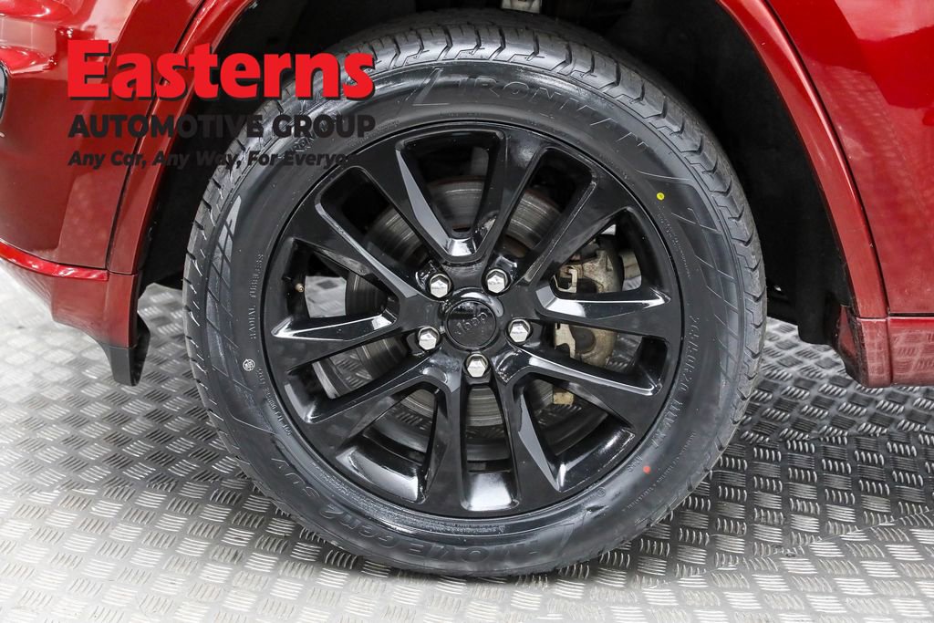 Used 2021 Jeep Grand Cherokee Laredo X image 31