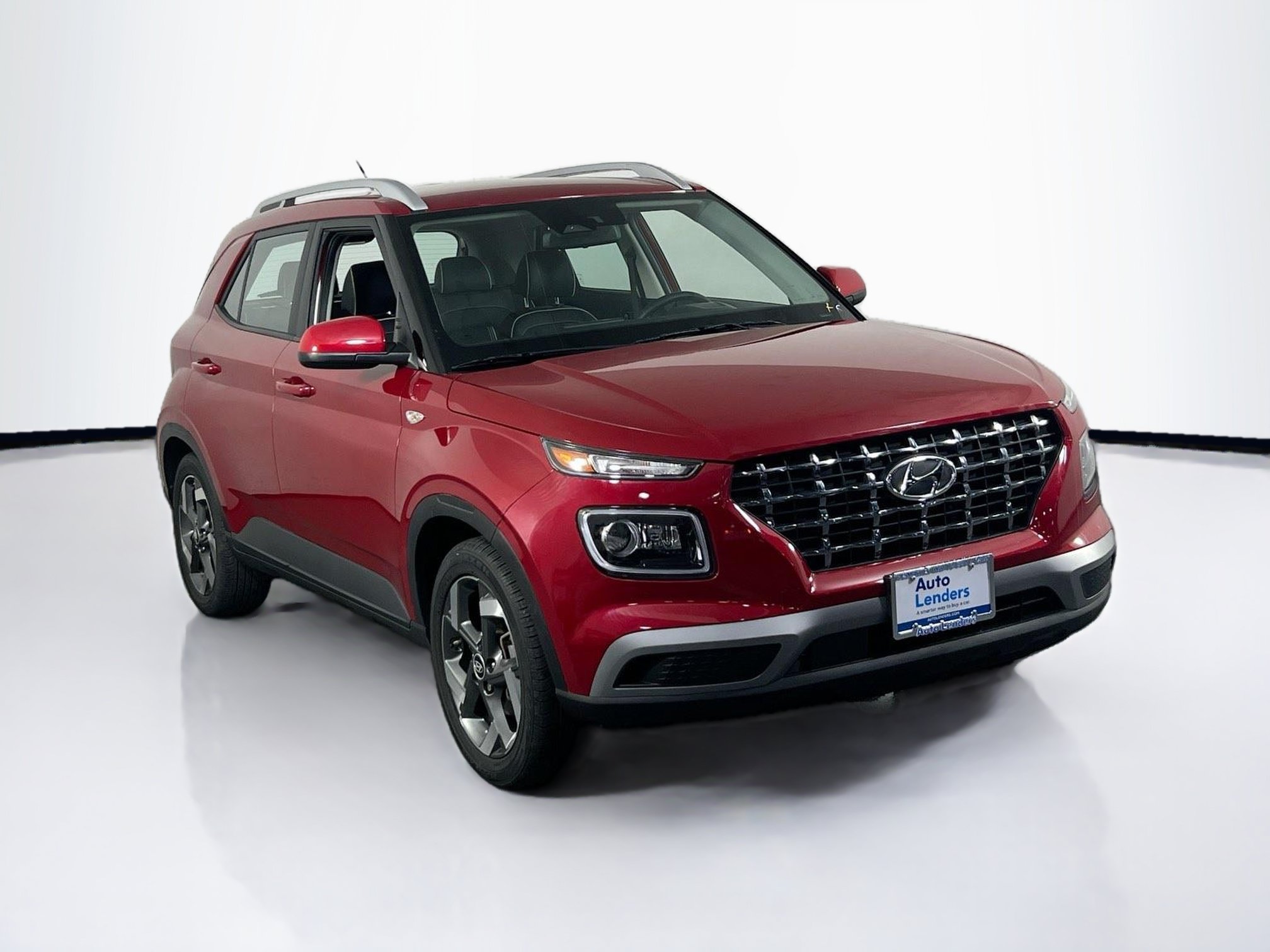 Used 2023 Hyundai Venue Limited FWD image 3