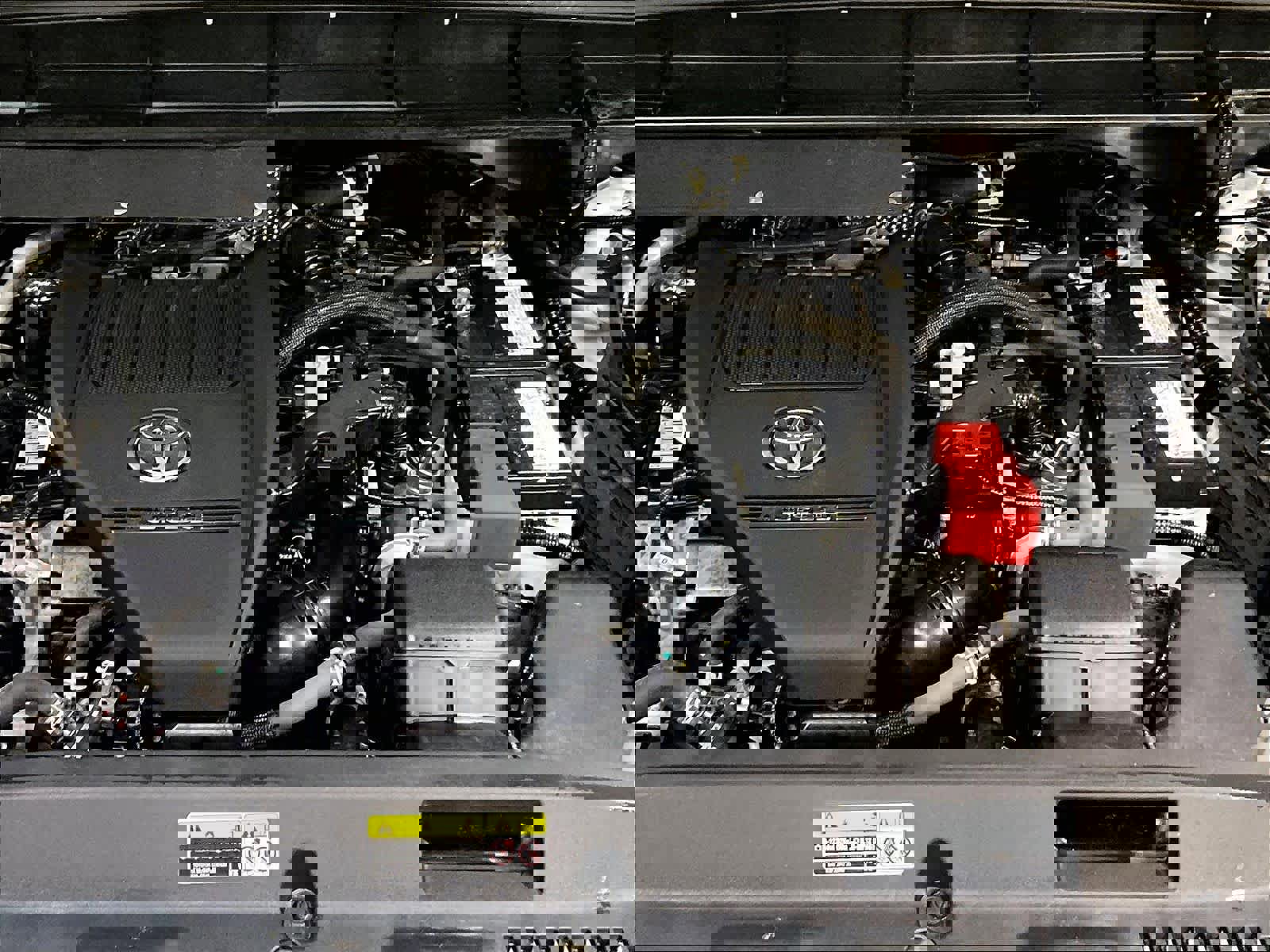 Used 2023 Toyota Highlander XLE image 31