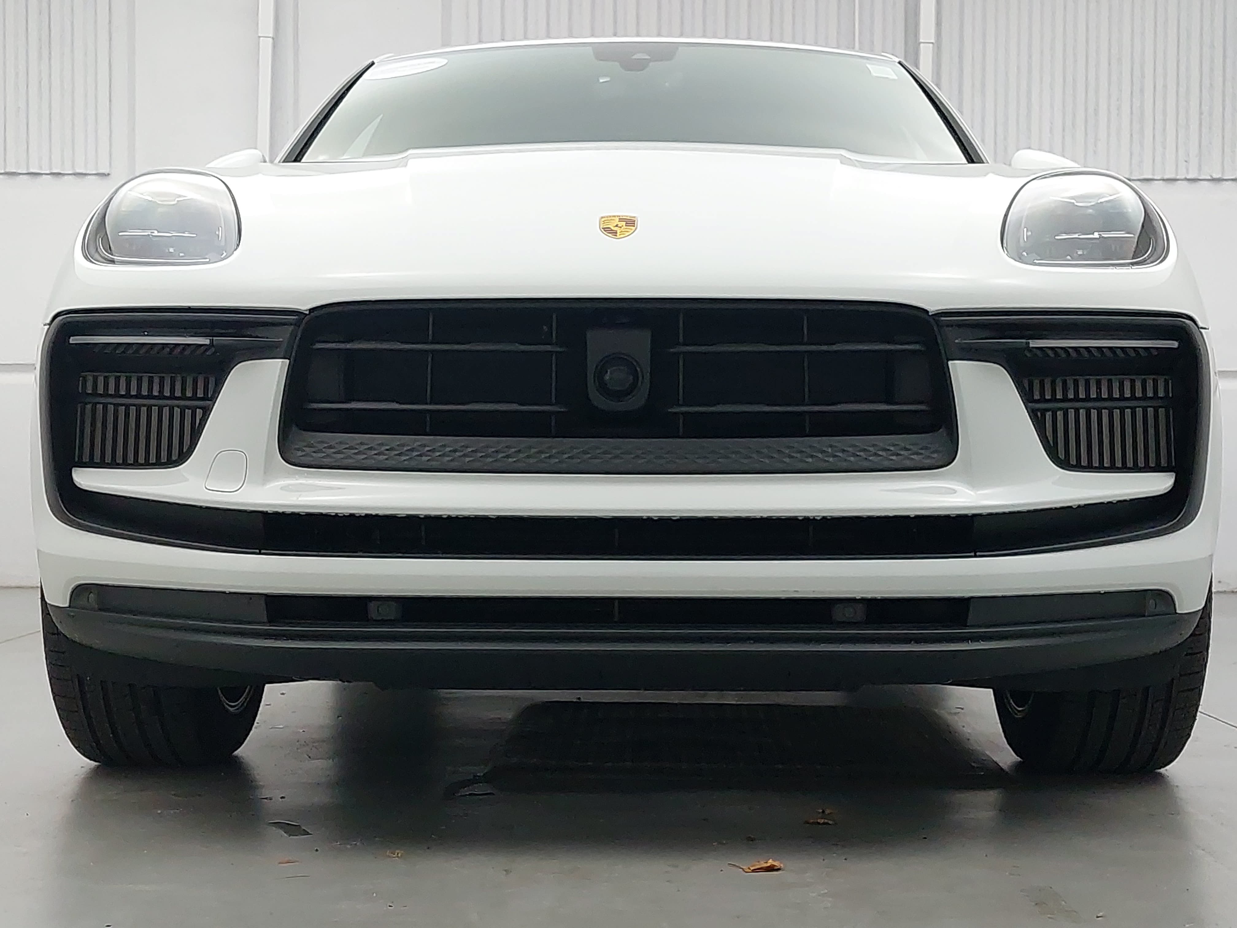 Certified 2026 Porsche Macan S AWD/4WD image 10