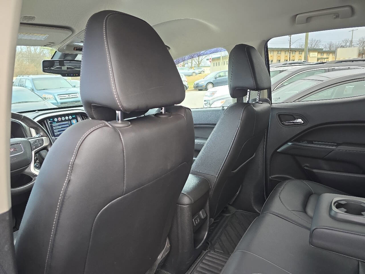 Used 2018 GMC Canyon SLT w/ Driver Alert Package image 26