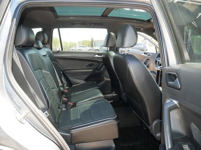 Certified 2023 Volkswagen Tiguan SEL R-Line AWD/4WD image 18