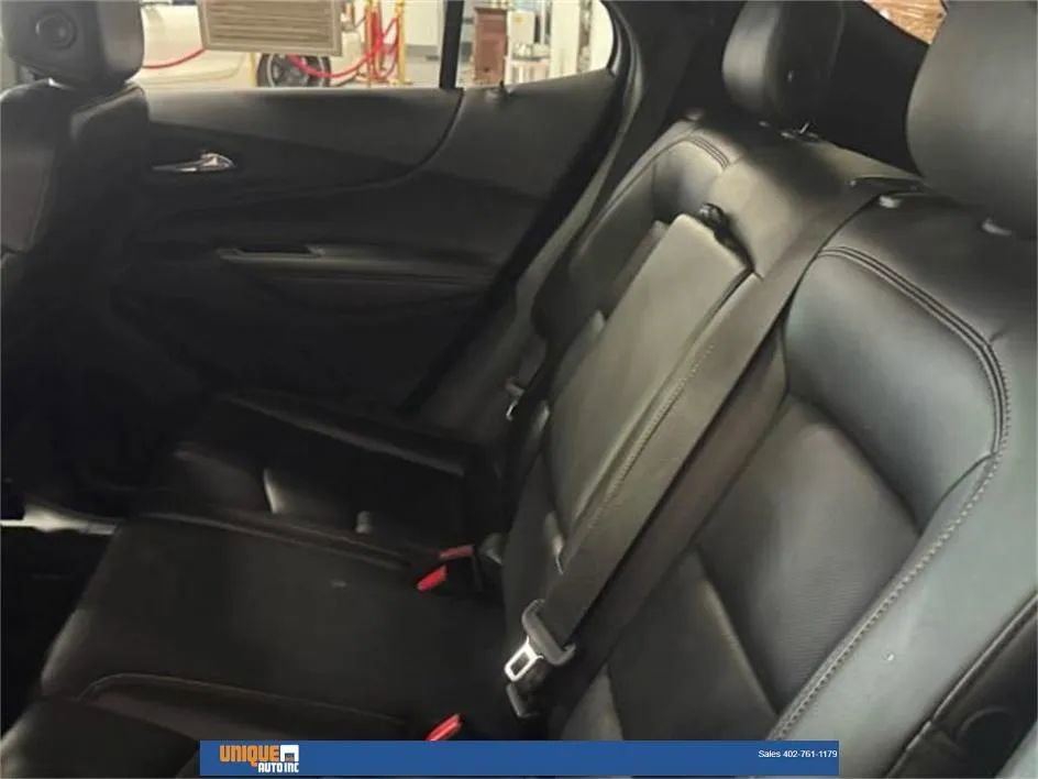 Used 2019 Chevrolet Equinox Premier image 16