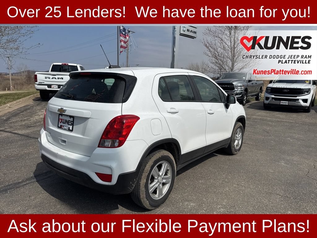 Used 2018 Chevrolet Trax LS AWD/4WD image 10
