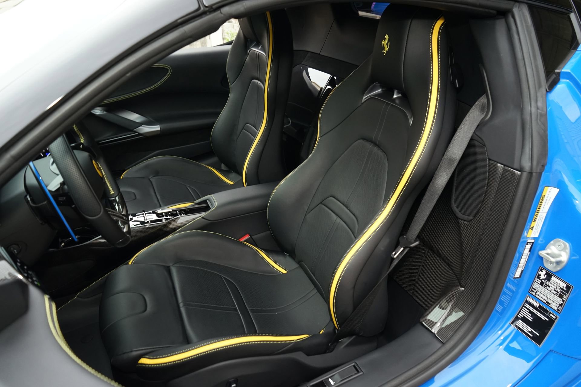 Used 2025 Ferrari SF90 Spider image 15