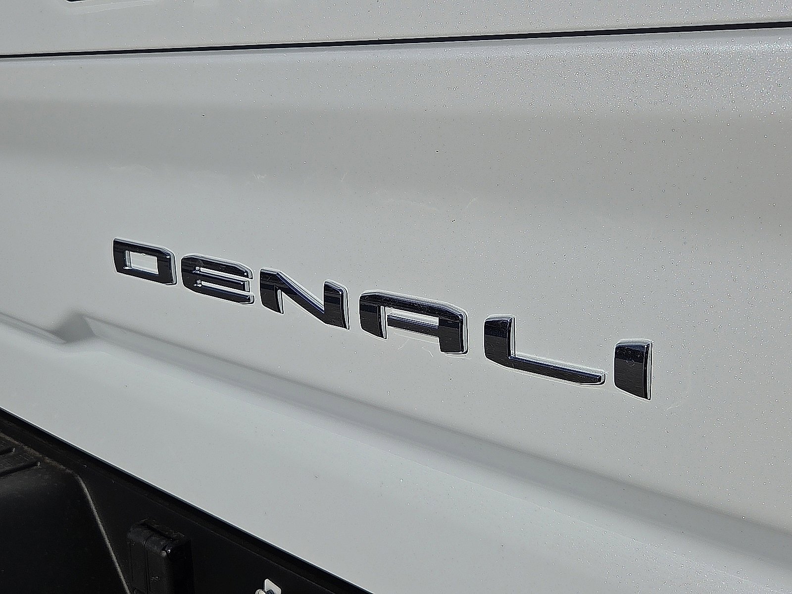 New 2026 GMC Sierra 3500 Denali w/ Denali Reserve Package image 8
