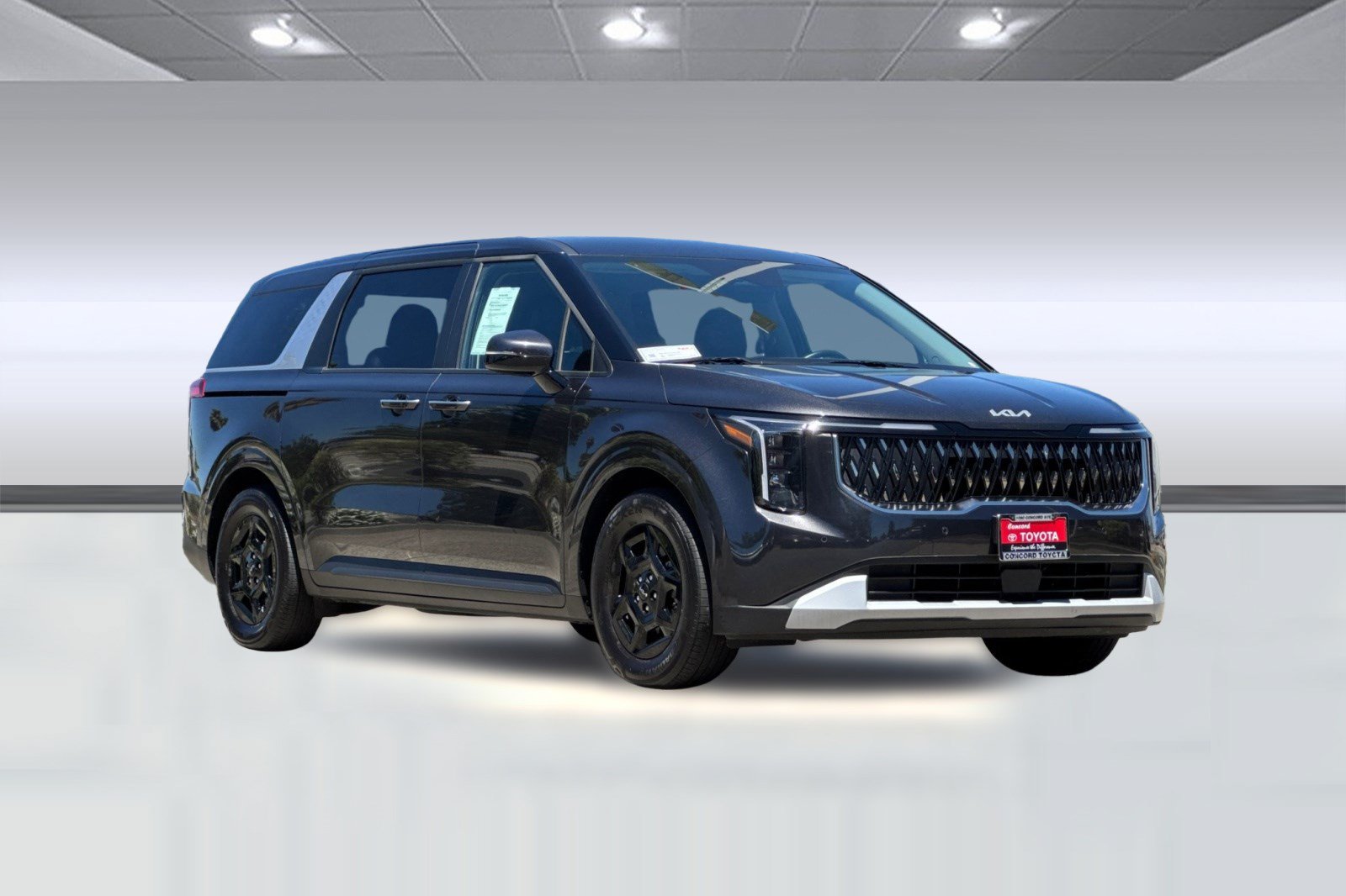 Used 2026 Kia Carnival FWD image 7