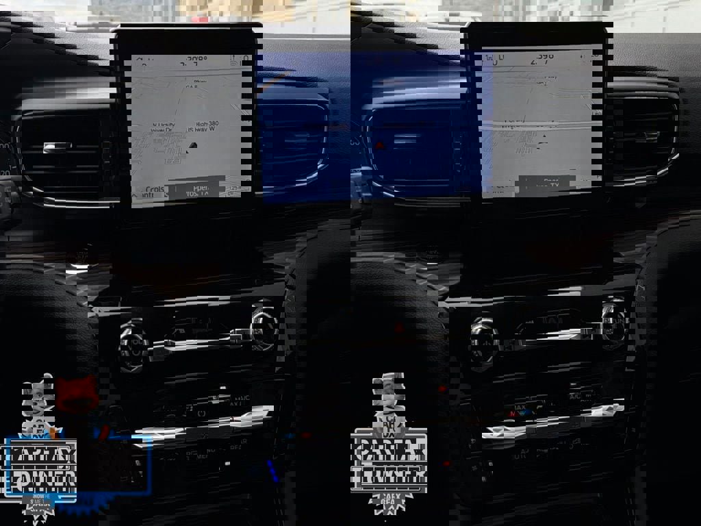 Used 2023 Ford Explorer Limited AWD/4WD image 16