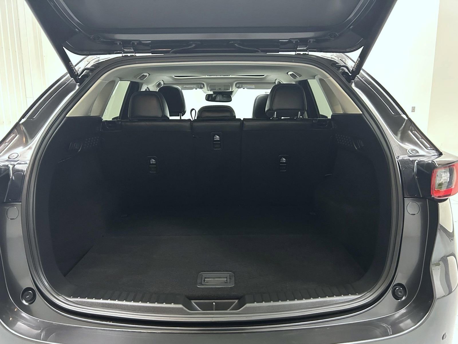 Certified 2025 MAZDA CX-5 AWD 2.5 S w/ Premium Plus Pkg image 9