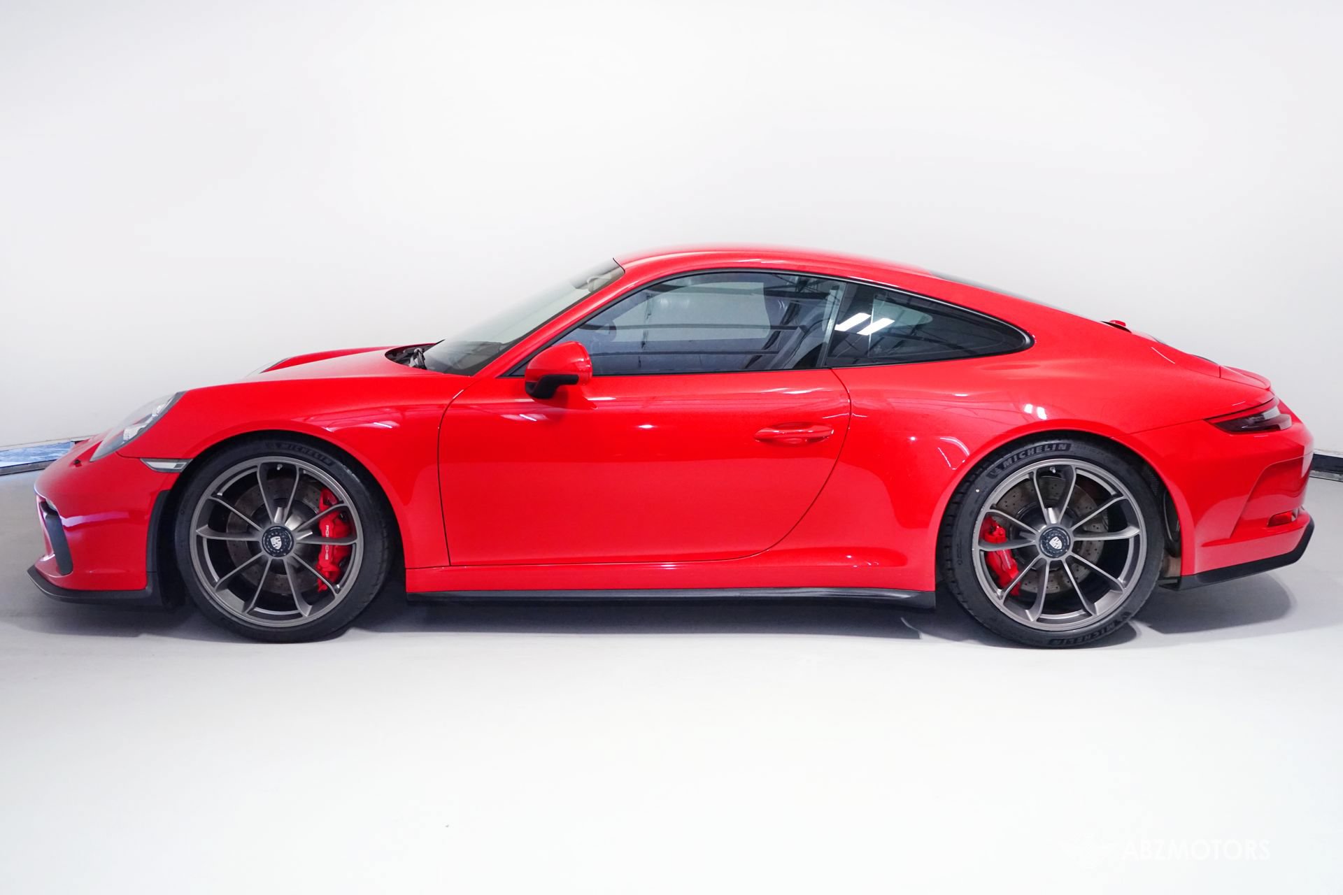 Used 2019 Porsche 911 GT3 RWD image 4