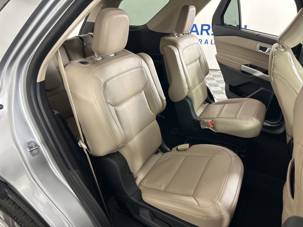 Used 2021 Ford Explorer Limited w/ Equipment Group 301A image 35