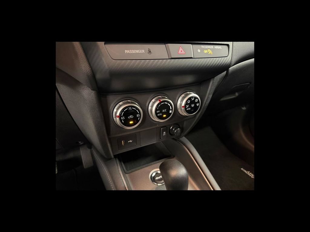 Used 2025 Mitsubishi Outlander Sport ES AWD/4WD image 23