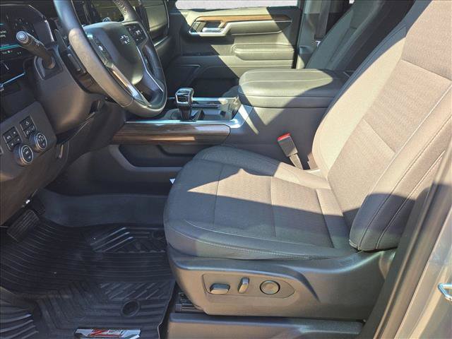 Used 2023 Chevrolet Silverado 1500 LT Trail Boss w/ Protection Package AWD/4WD image 16