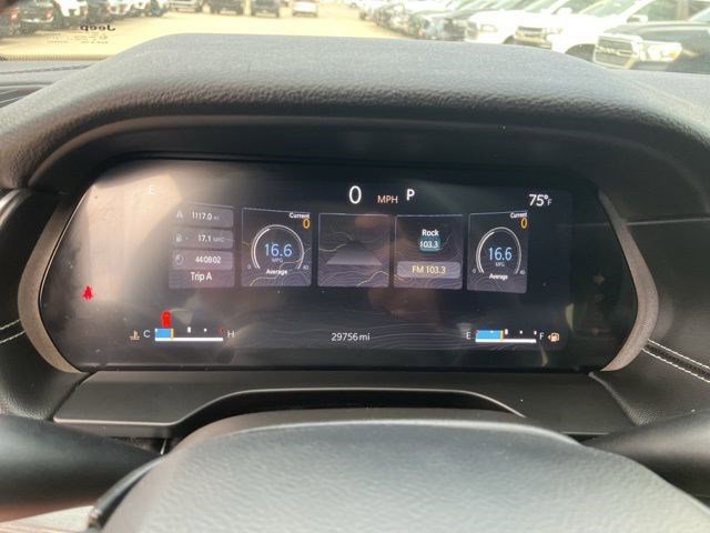 Used 2023 Jeep Grand Cherokee L Laredo AWD/4WD image 16