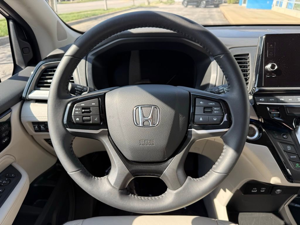 Used 2026 Honda Odyssey Touring image 20