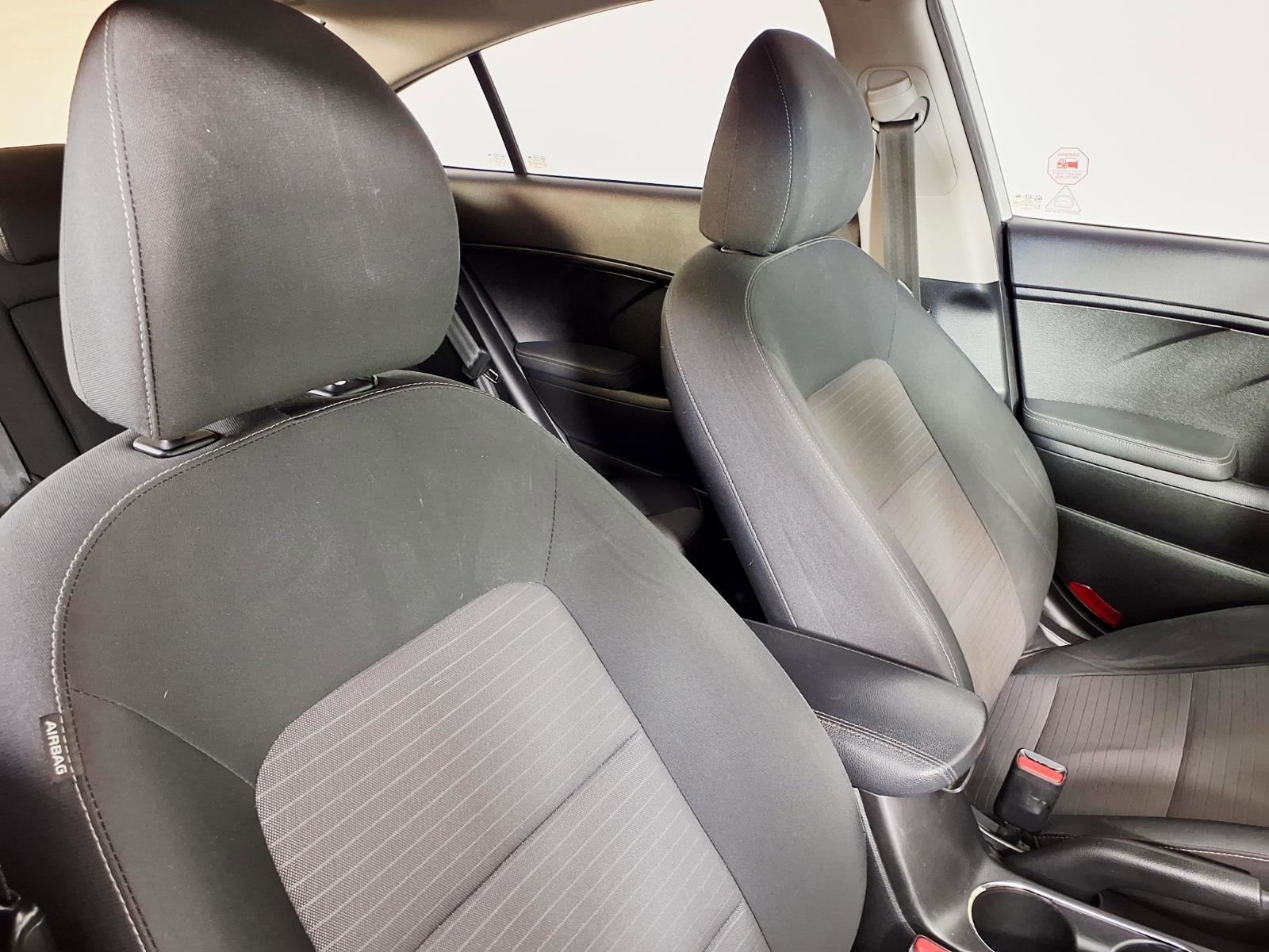 Used 2018 Kia Forte LX w/ LX Popular Package image 10