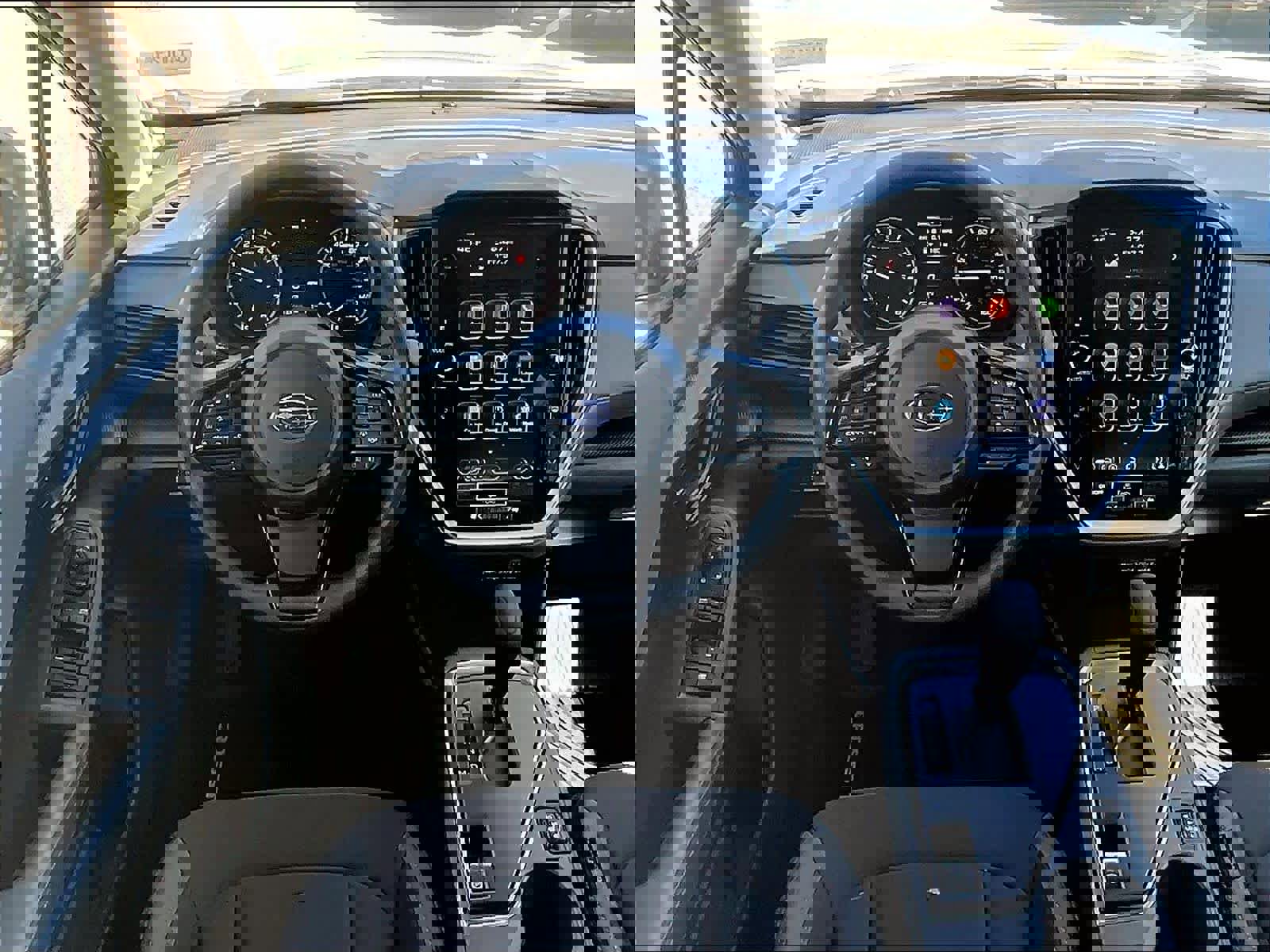 Used 2025 Subaru Crosstrek 2.0i Premium image 17